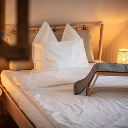 Queensize Bett & Netflix Zentral *