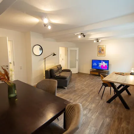 Queensize Bett & Netflix Zentral *